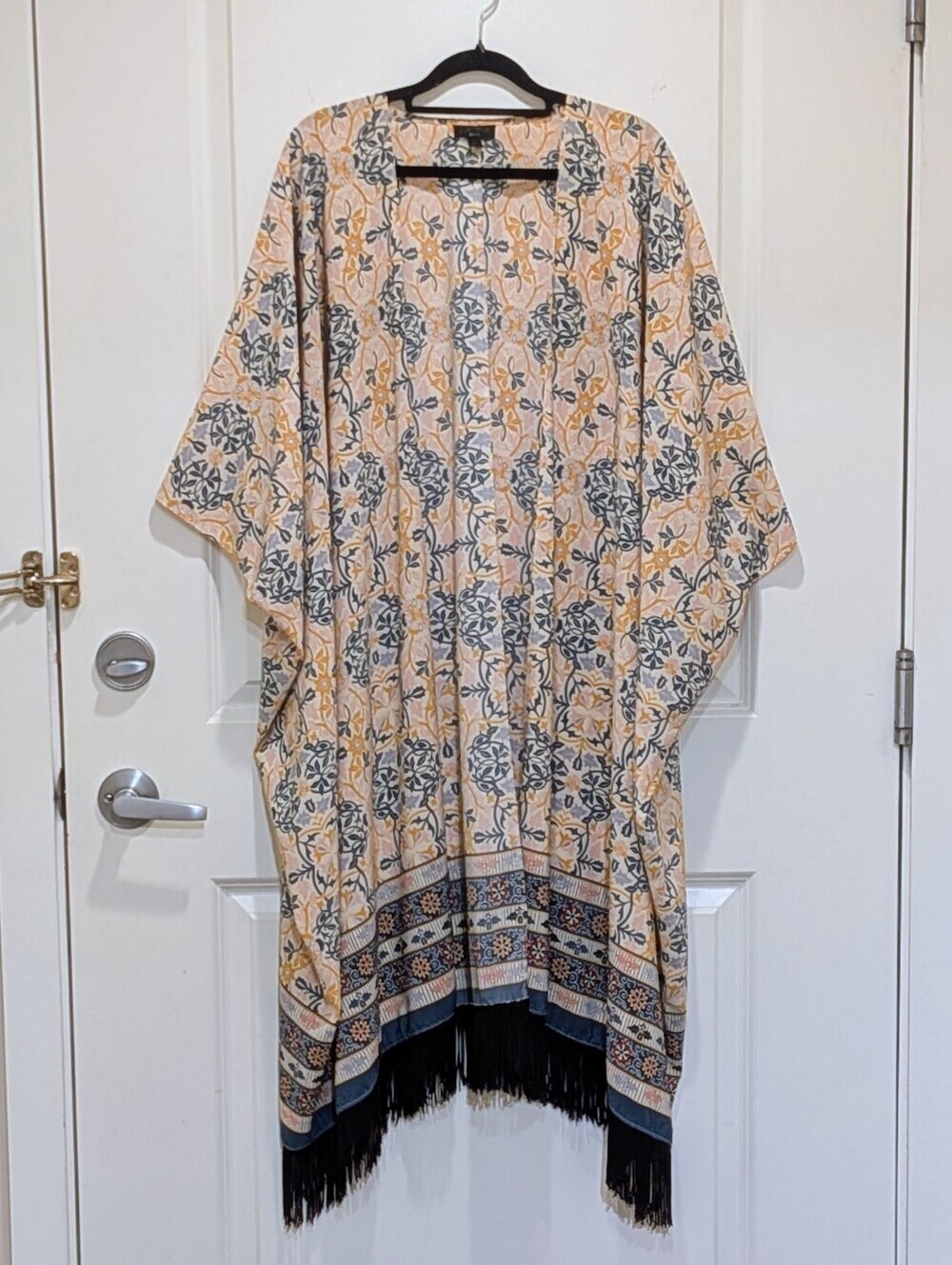 EUC Topshop OS Gold Pink Black Turquoise Floral Scrollwork Print Fringed Kimono